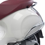 Achtervalbeugel Vespa Sprint / Primavera Origineel - Chroom Achtervalbeugel Vespa Sprint / Primavera Origineel - Chroom